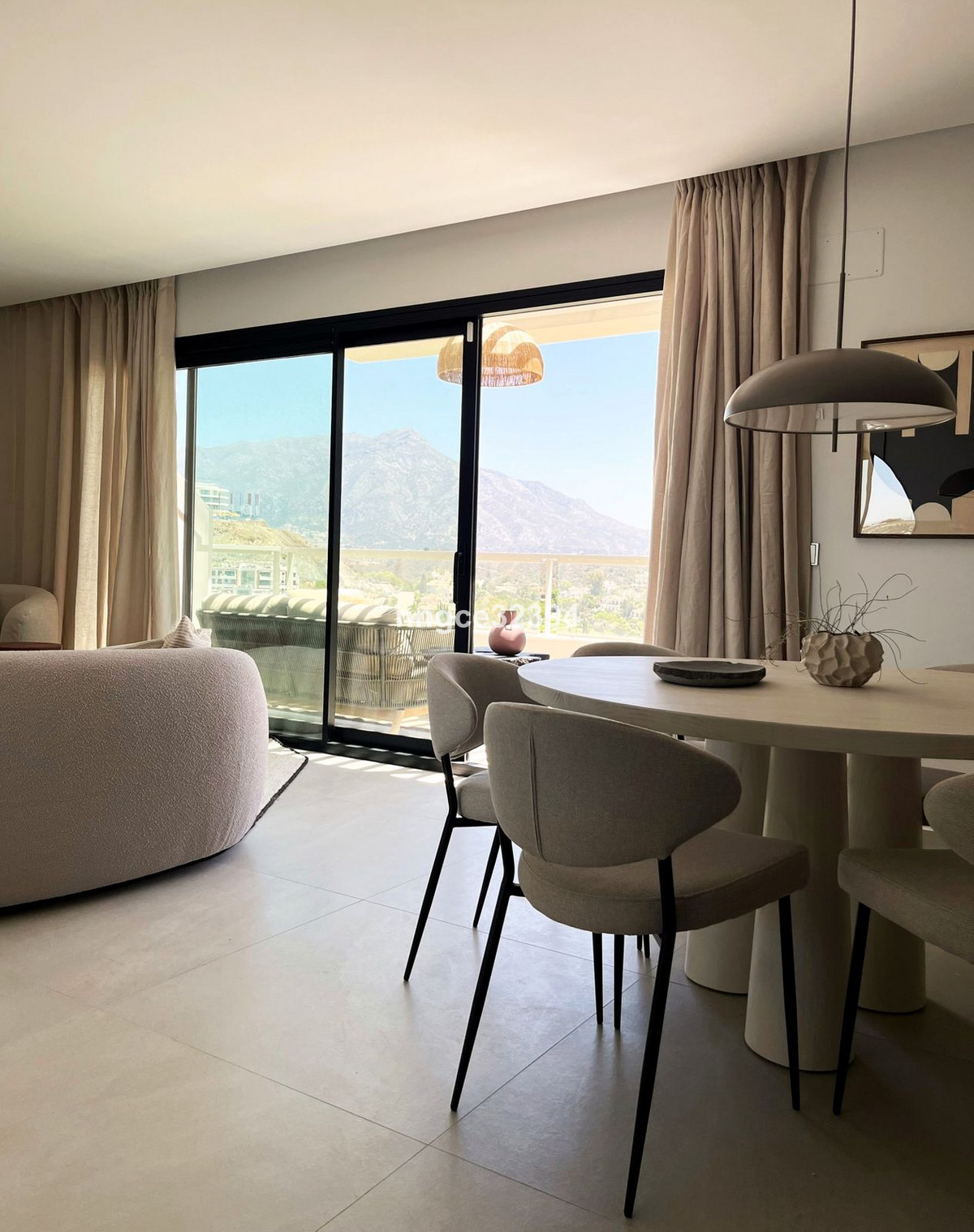 Aticos de 3 dormitorios en venta en Benahav�s – R4933600 Aticos de 3 dormitorios en venta en Benahav�s – R4933600