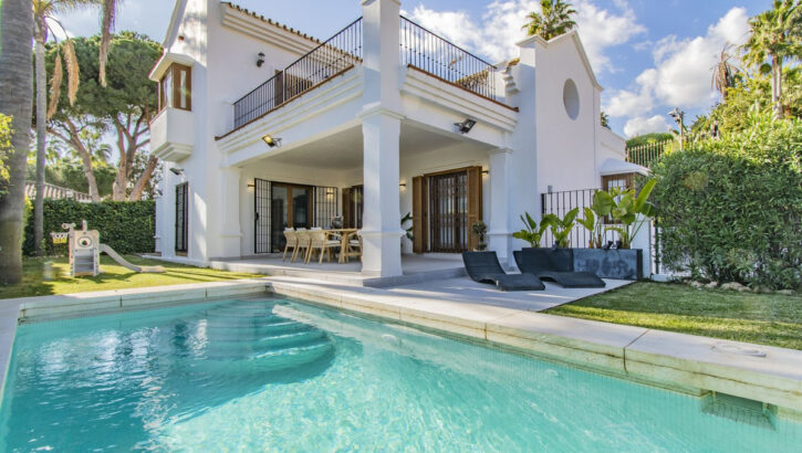 Villas de 5 dormitorios en venta en Nag�eles – R5001352 Villas de 5 dormitorios en venta en Nag�eles – R5001352 en