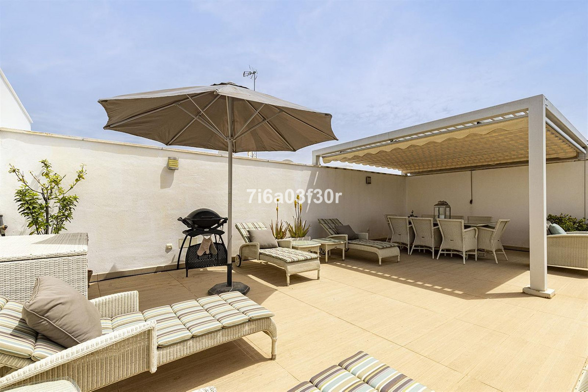 Aticos de 3 dormitorios en venta en San Pedro de Alcántara – R5368105 Aticos de 3 dormitorios en venta en San Pedro de Alcántara – R5368105