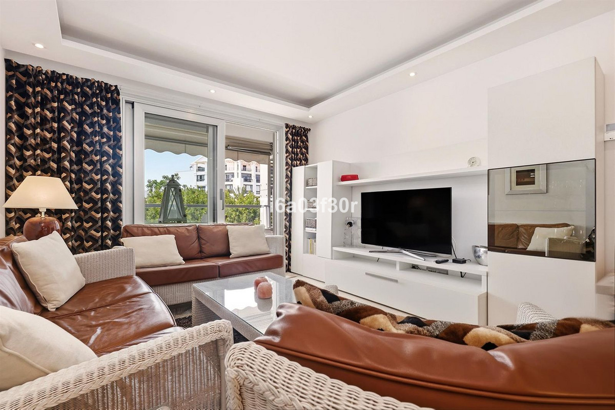 Aticos de 3 dormitorios en venta en San Pedro de Alcántara – R5368105 Aticos de 3 dormitorios en venta en San Pedro de Alcántara – R5368105