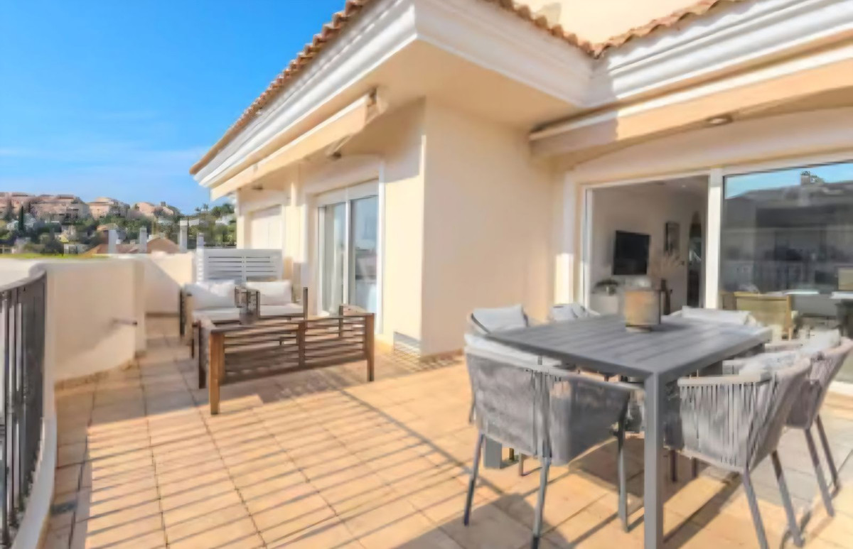 Apartamentos de 2 dormitorios en venta en Nueva Andaluc�a – R5370913 Apartamentos de 2 dormitorios en venta en Nueva Andaluc�a – R5370913