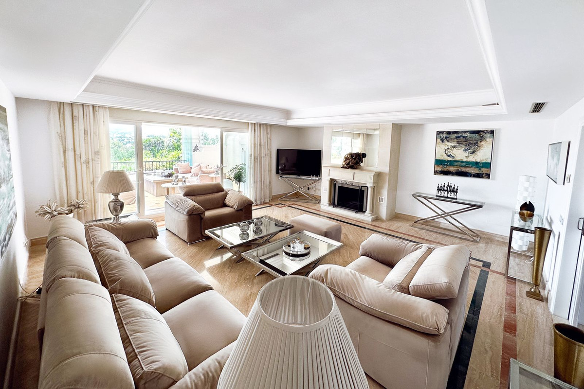 3 bedroom Apartments for sale in Milla de Oro – R4388956 3 bedroom Apartments for sale in Milla de Oro – R4388956
