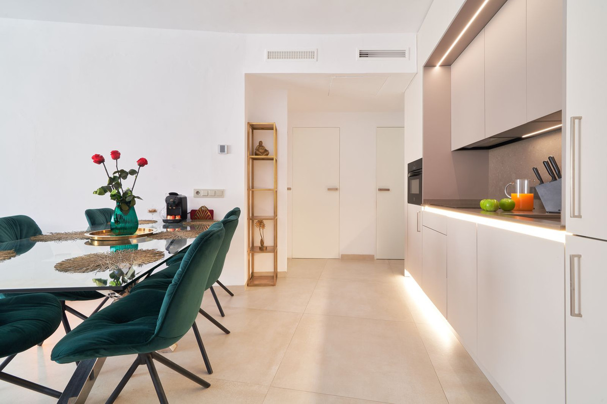 Apartamentos de 3 dormitorios en venta en Marbella – R5235289 Apartamentos de 3 dormitorios en venta en Marbella – R5235289