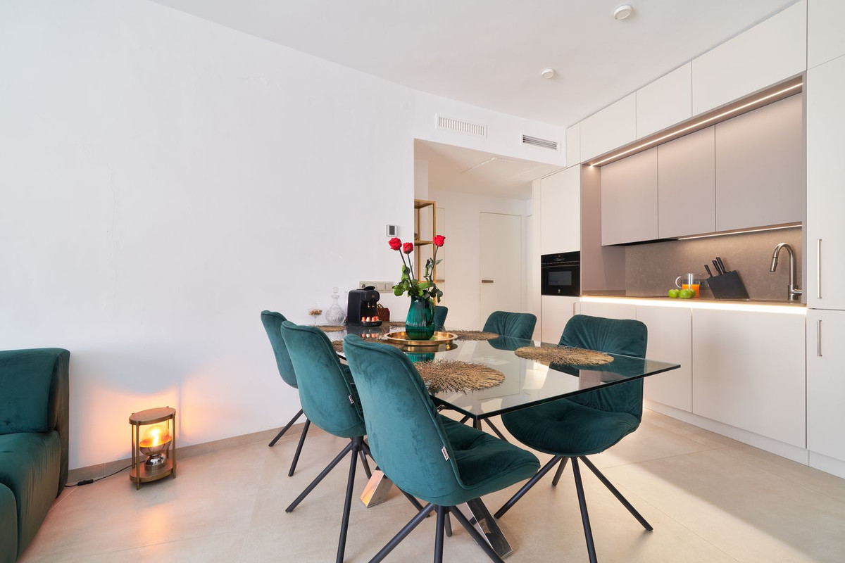 Apartamentos de 3 dormitorios en venta en Marbella – R5235289 Apartamentos de 3 dormitorios en venta en Marbella – R5235289