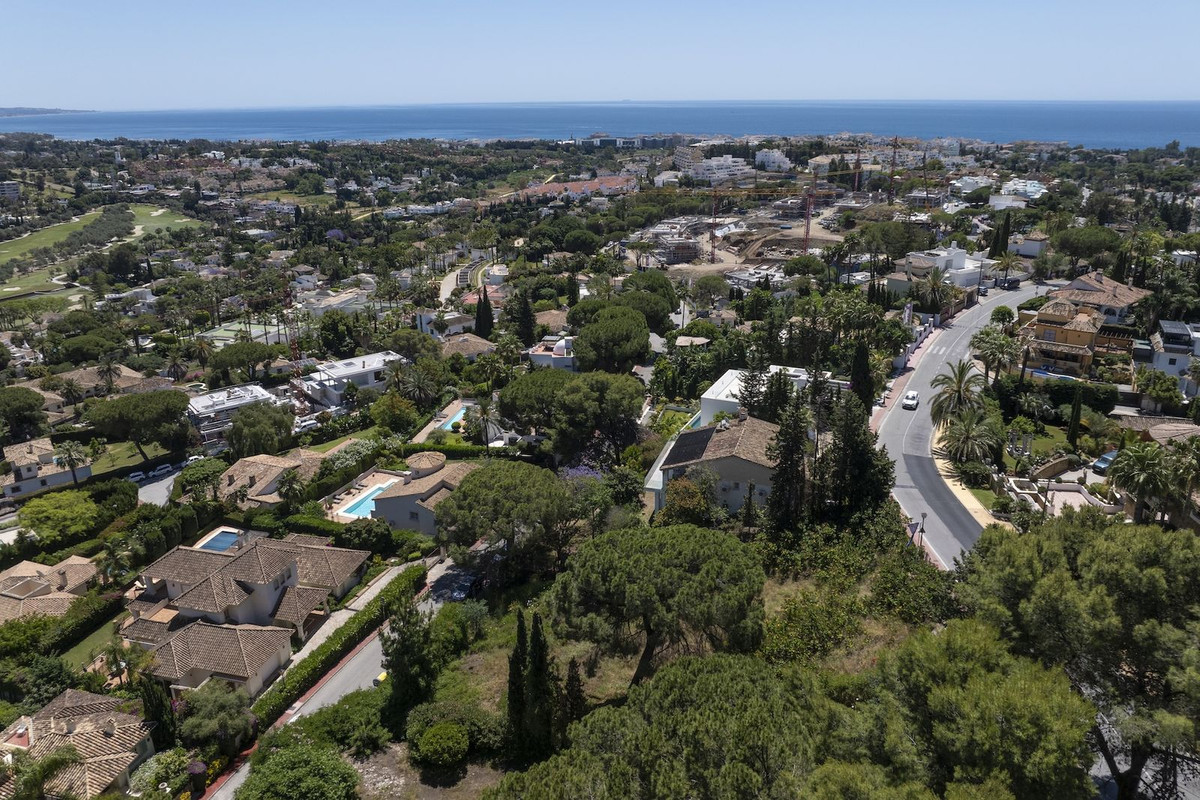 Plots for sale in Nueva Andalucía – R5395927 Plots for sale in Nueva Andalucía – R5395927