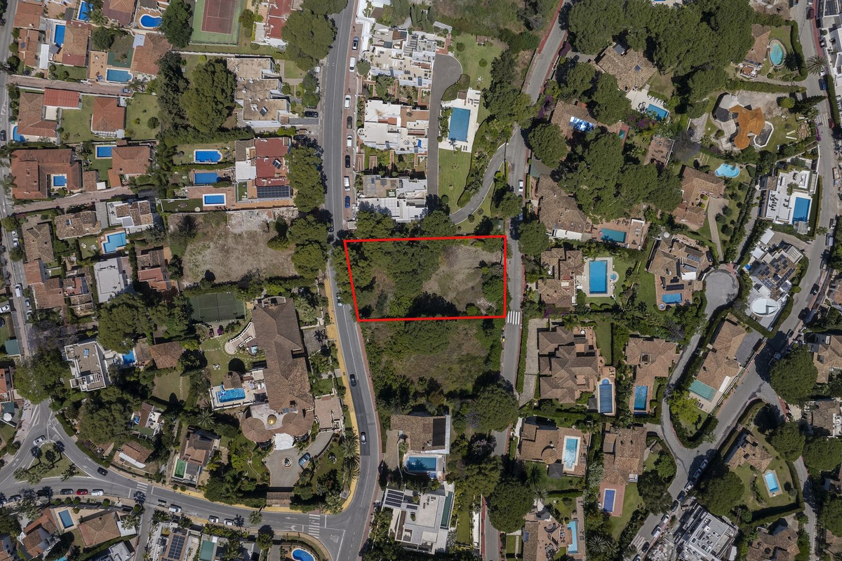Plots for sale in Nueva Andalucía – R5395927 Plots for sale in Nueva Andalucía – R5395927