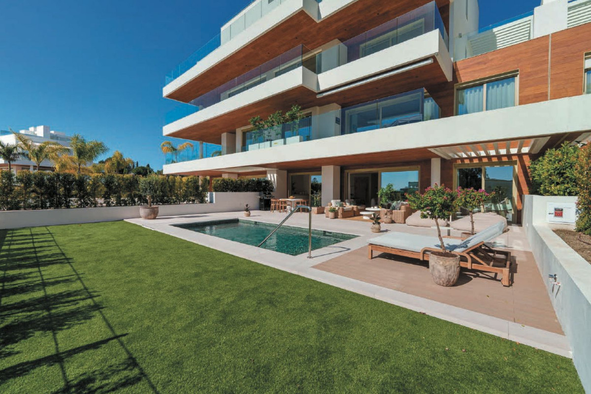 4 bedroom Apartments for sale in Milla de Oro – R5369272