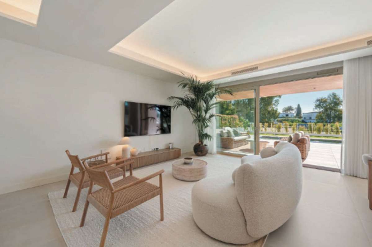 4 bedroom Apartments for sale in Milla de Oro – R5369272