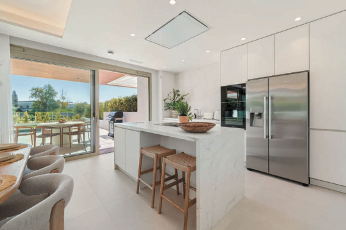 4 bedroom Apartments for sale in Milla de Oro – R5369272