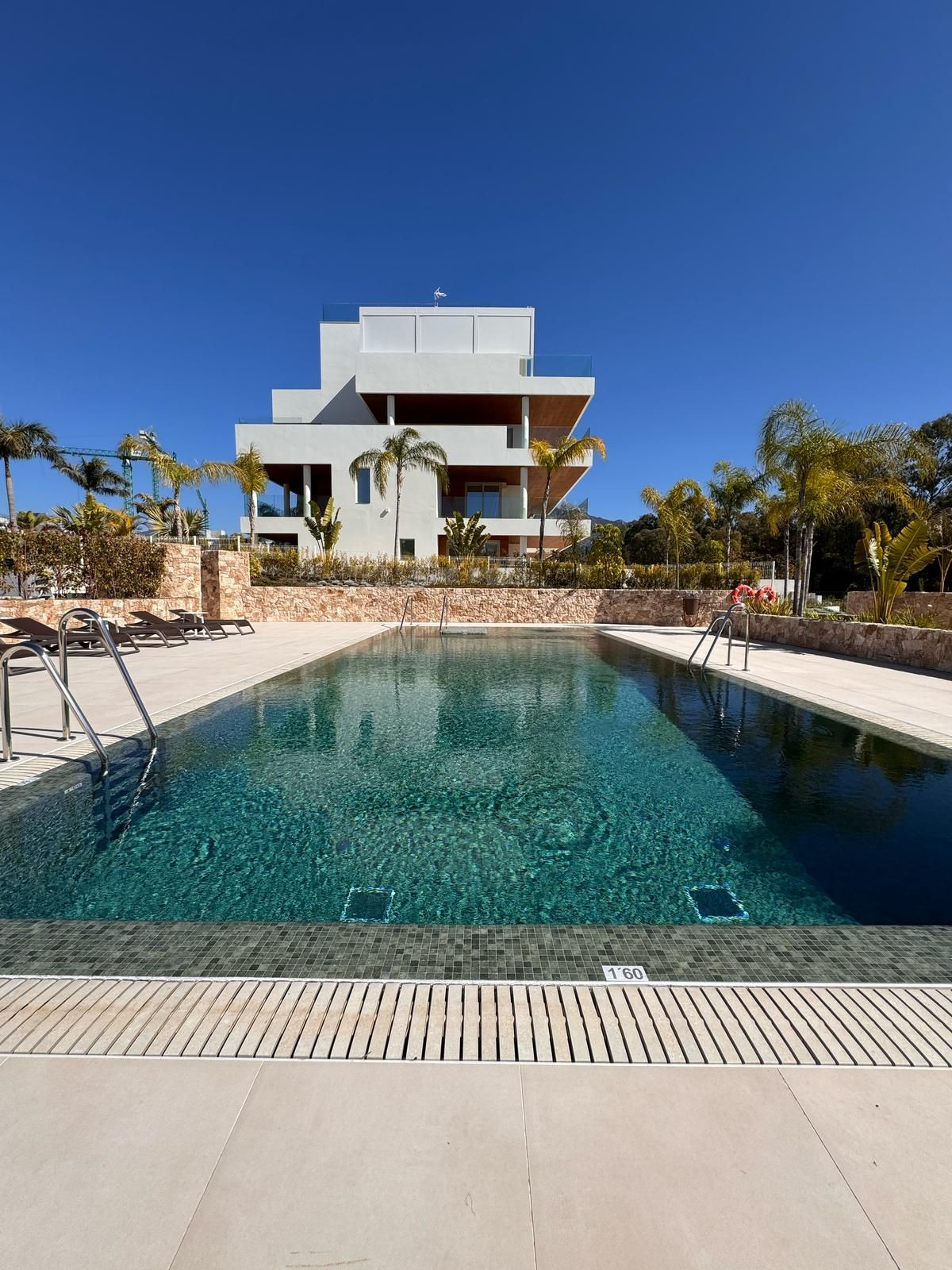 4 bedroom Apartments for sale in Milla de Oro – R5369272