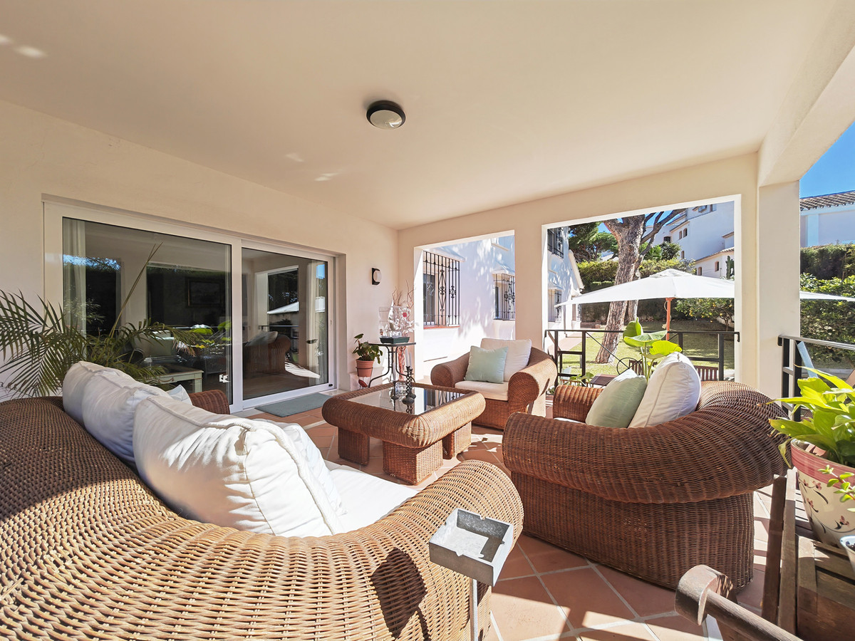 Villas de 4 dormitorios en venta en Marbesa – R4651759 Villas de 4 dormitorios en venta en Marbesa – R4651759