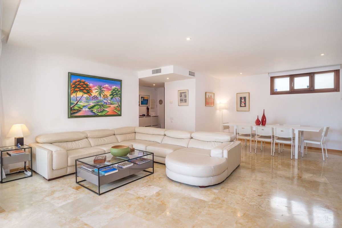 3 bedroom Apartments for sale in Altos de los Monteros – R5232556 3 bedroom Apartments for sale in Altos de los Monteros – R5232556