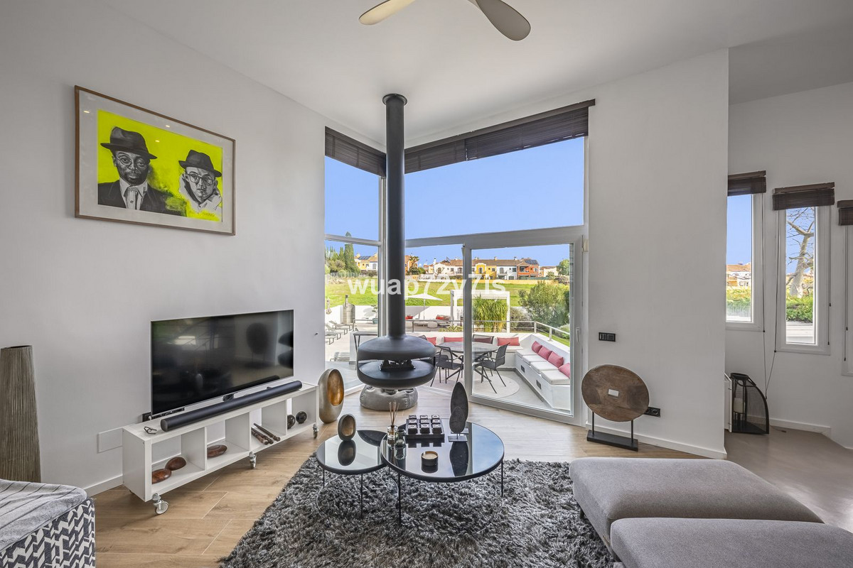 Villas de 4 dormitorios en venta en Guadalmina Alta – R5264866 Villas de 4 dormitorios en venta en Guadalmina Alta – R5264866