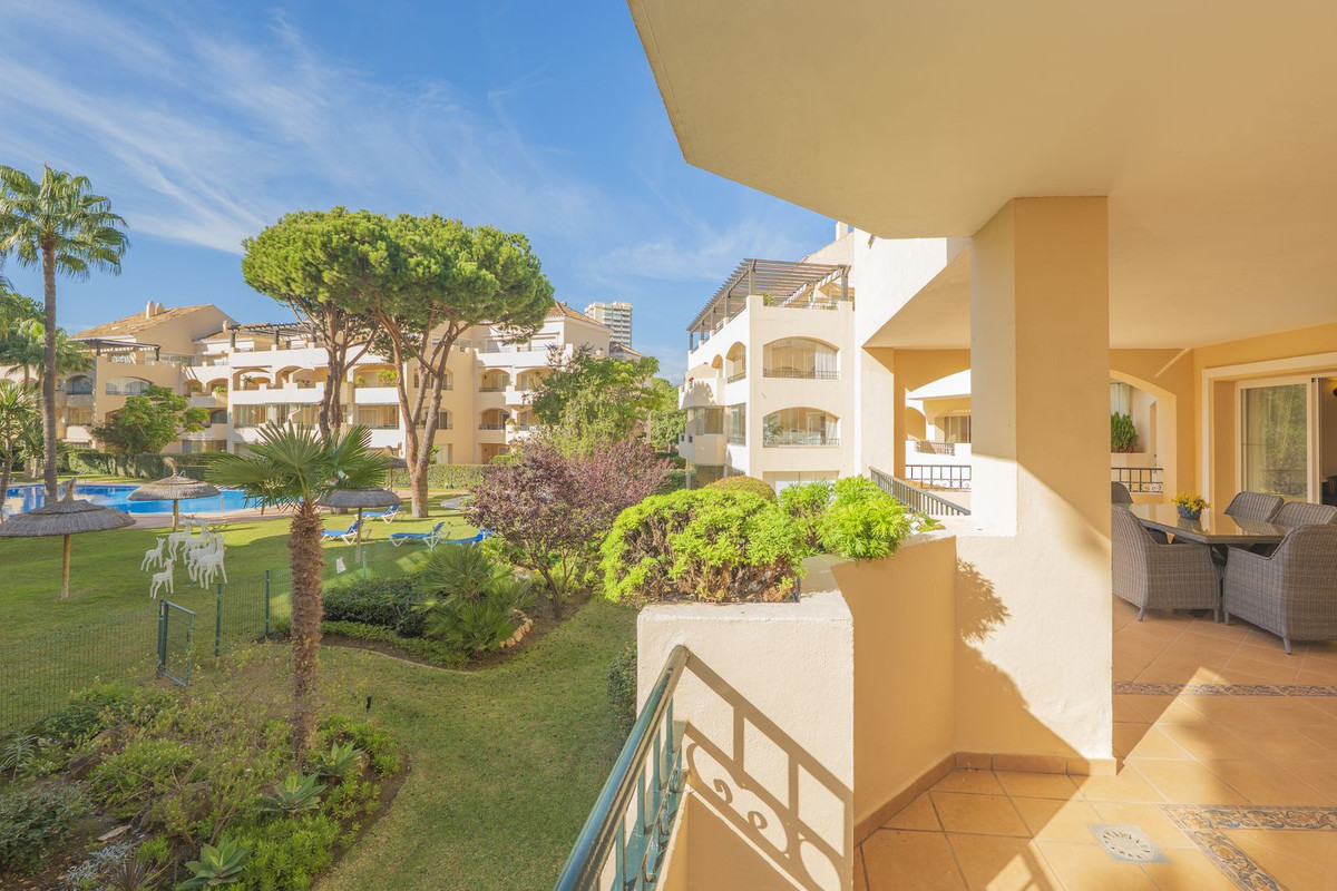 2 bedroom Apartments for sale in Elviria – R5340562 2 bedroom Apartments for sale in Elviria – R5340562