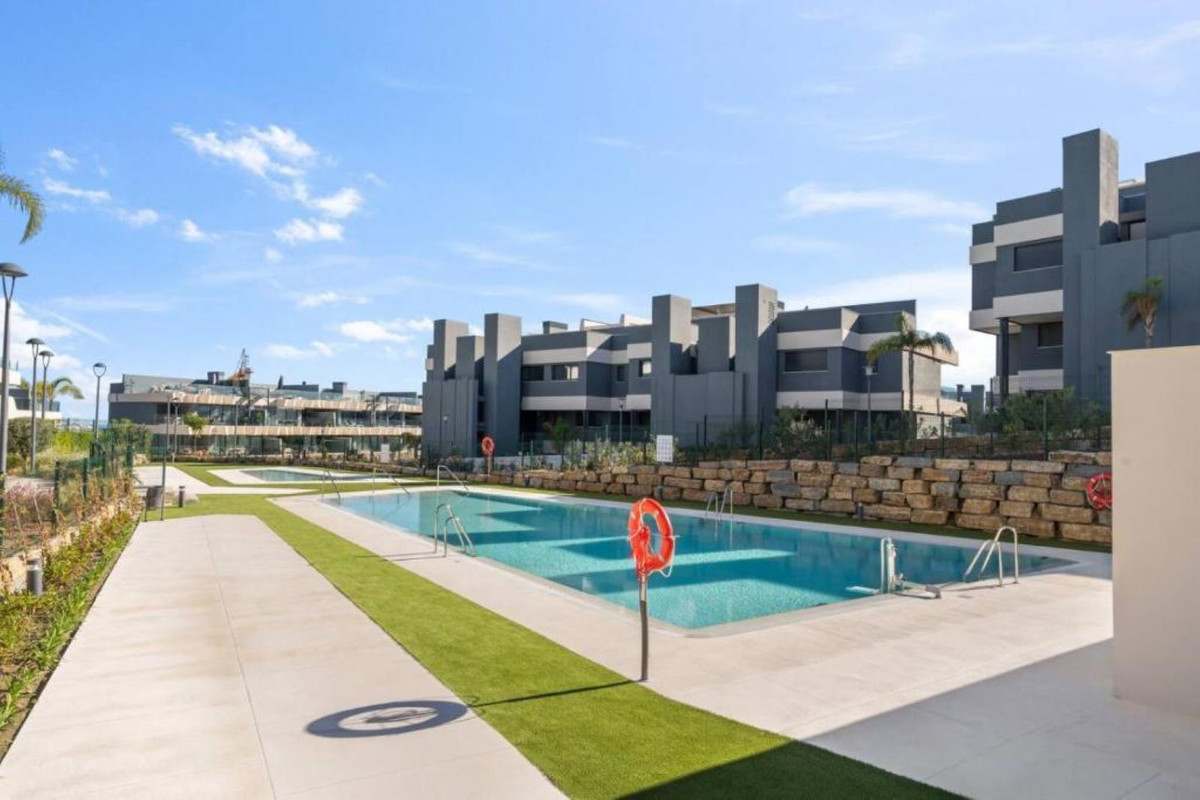 Apartamentos de 3 dormitorios en venta en Selwo – R5356486 Apartamentos de 3 dormitorios en venta en Selwo – R5356486