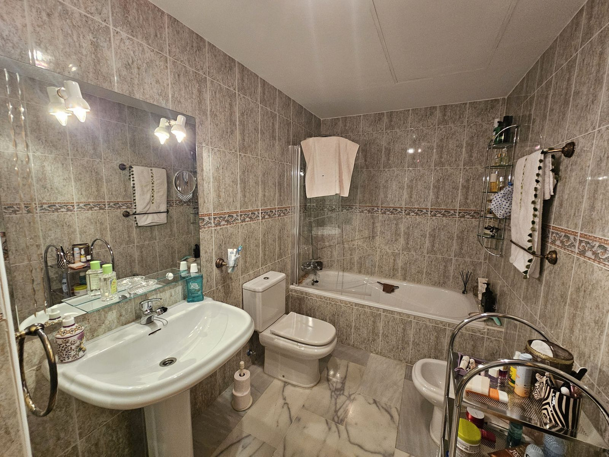 Apartamentos de 3 dormitorios en venta en Miraflores – R5288518 Apartamentos de 3 dormitorios en venta en Miraflores – R5288518