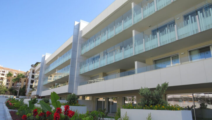 Apartamentos de 3 dormitorios en venta en San Pedro de Alc�ntara – R5167516 Apartamentos de 3 dormitorios en venta en San Pedro de Alc�ntara – R5167516 en