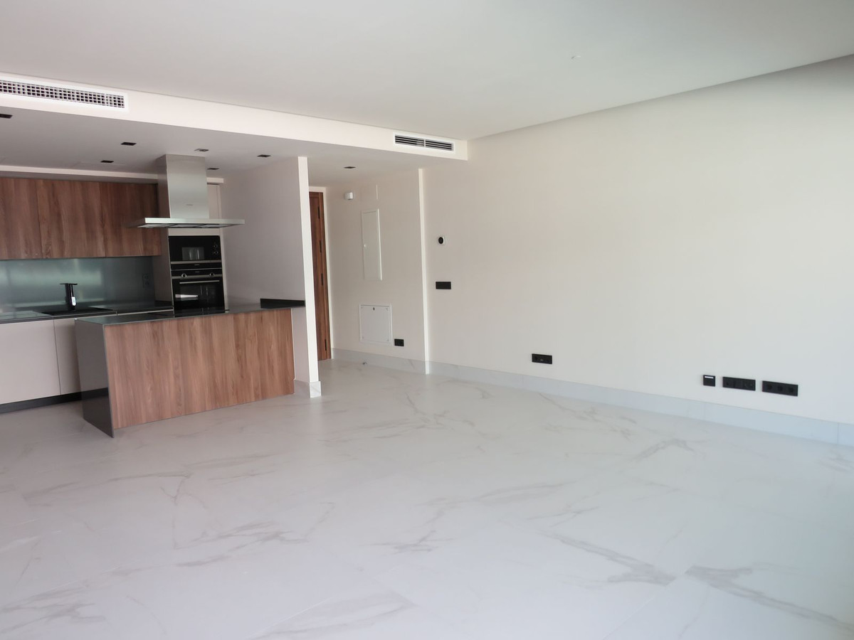 Apartamentos de 3 dormitorios en venta en San Pedro de Alc�ntara – R5167516 Apartamentos de 3 dormitorios en venta en San Pedro de Alc�ntara – R5167516