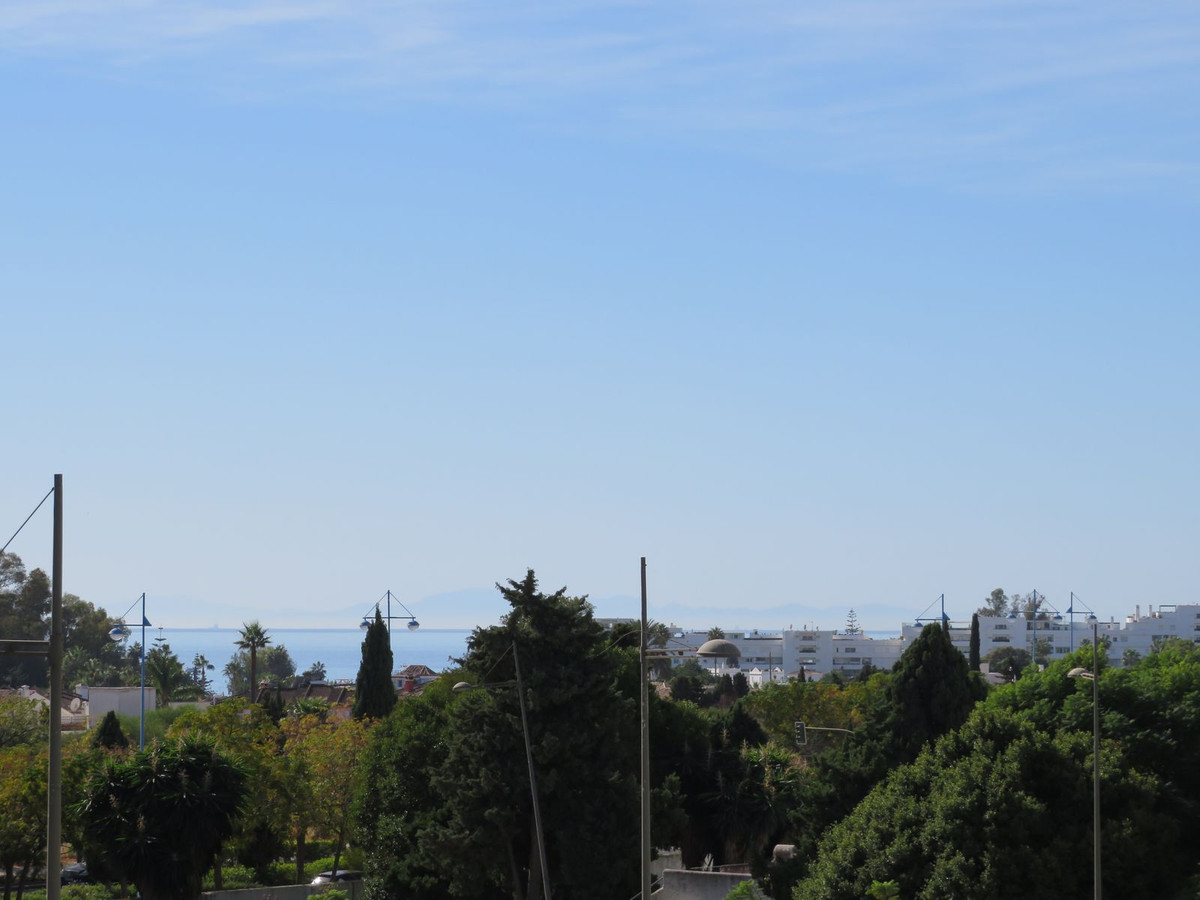Apartamentos de 3 dormitorios en venta en San Pedro de Alc�ntara – R5167516 Apartamentos de 3 dormitorios en venta en San Pedro de Alc�ntara – R5167516