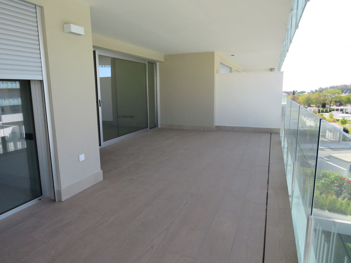 Apartamentos de 3 dormitorios en venta en San Pedro de Alc�ntara – R5167516 Apartamentos de 3 dormitorios en venta en San Pedro de Alc�ntara – R5167516