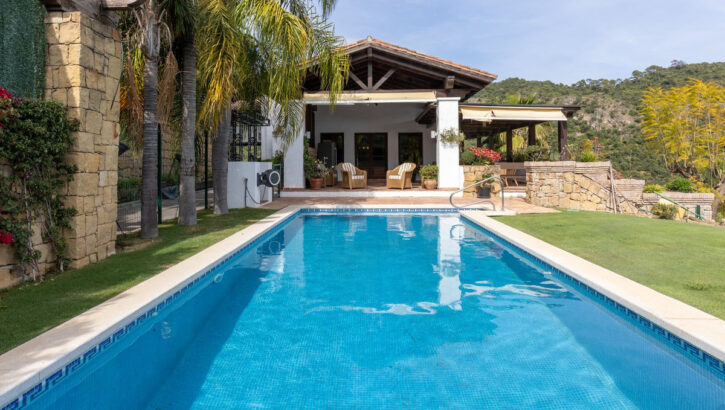 Villas de 4 dormitorios en venta en Benahavís – R5371873 Villas de 4 dormitorios en venta en Benahavís – R5371873 en