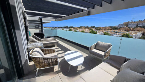 4 bedroom Apartments for sale in La Cala de Mijas – R5374174