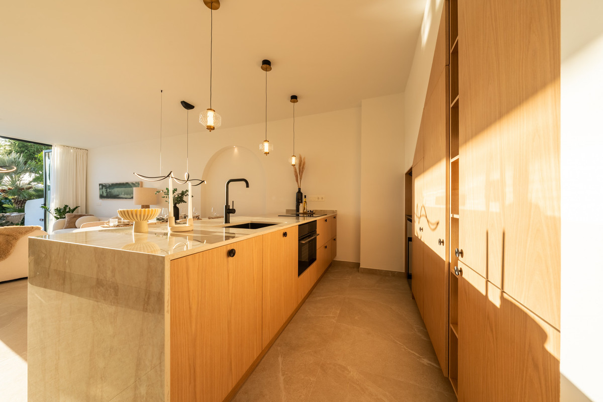 4 bedroom Townhouses for sale in Nueva Andalucía – R5204953 4 bedroom Townhouses for sale in Nueva Andalucía – R5204953