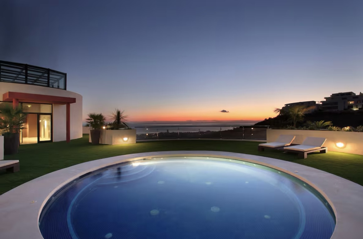 2 bedroom Apartments for sale in Altos de los Monteros – R5009995 2 bedroom Apartments for sale in Altos de los Monteros – R5009995