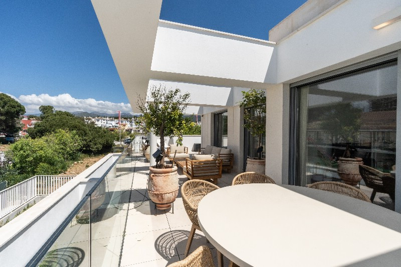 Aticos de 3 dormitorios en venta en Elviria – R4987348 Aticos de 3 dormitorios en venta en Elviria – R4987348