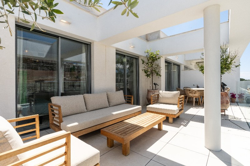 Aticos de 3 dormitorios en venta en Elviria – R4987348 Aticos de 3 dormitorios en venta en Elviria – R4987348