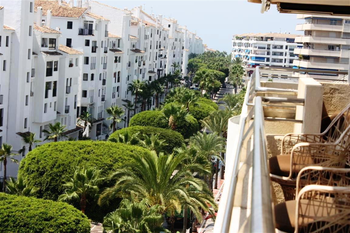 3 bedroom Apartments for sale in Puerto Banús – R5156050 3 bedroom Apartments for sale in Puerto Banús – R5156050