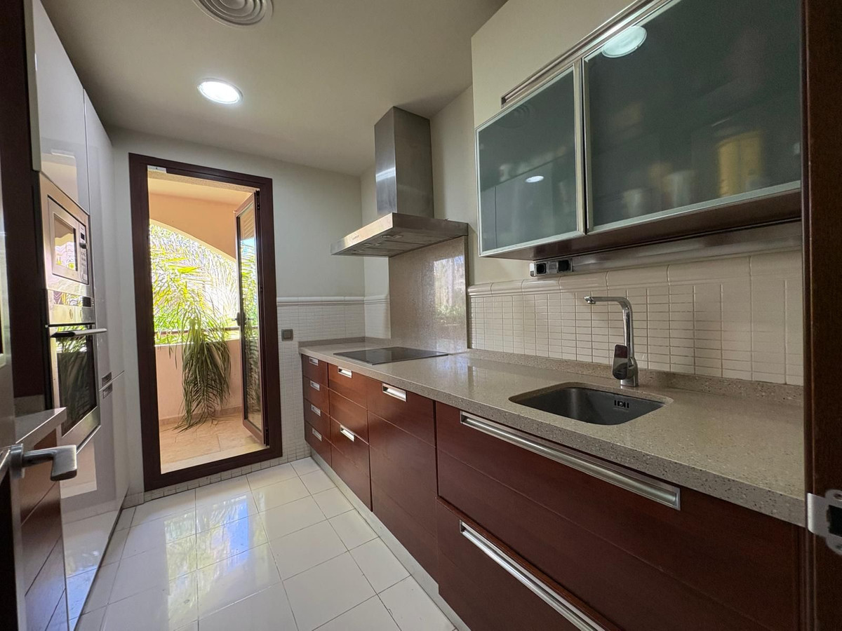 Apartamentos de 2 dormitorios en venta en Nueva Andalucía – R5252395 Apartamentos de 2 dormitorios en venta en Nueva Andalucía – R5252395