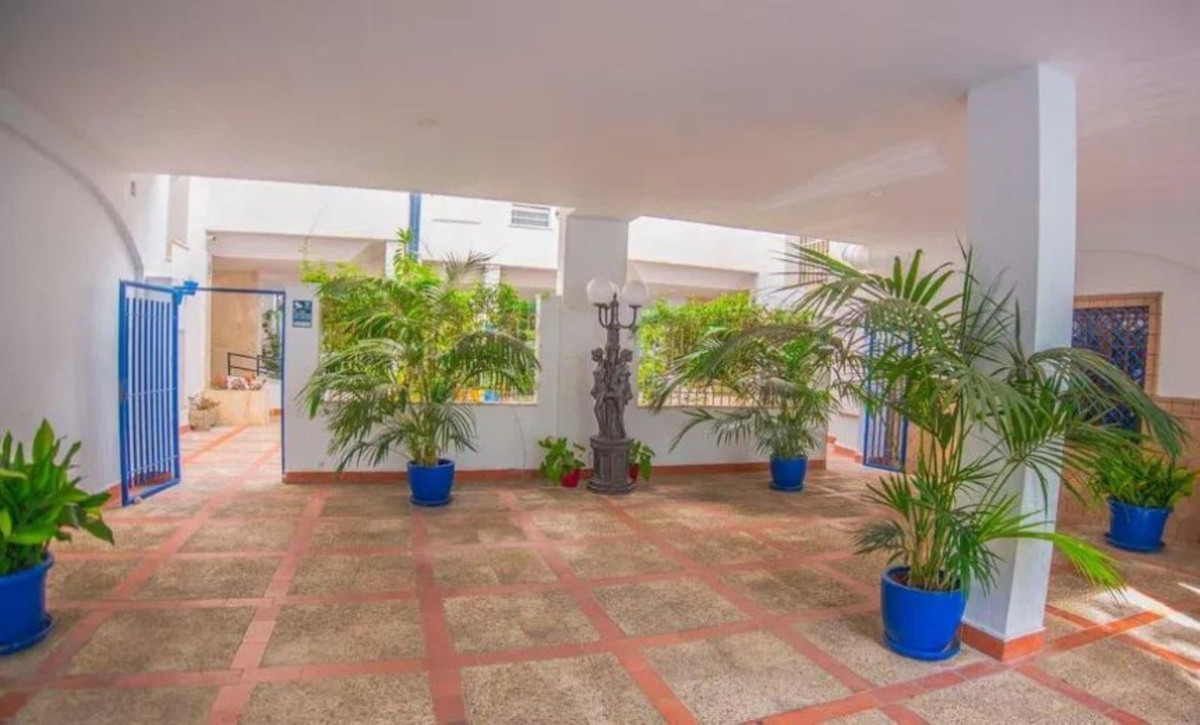 Apartamentos de 3 dormitorios en venta en Marbella – R5241994 Apartamentos de 3 dormitorios en venta en Marbella – R5241994