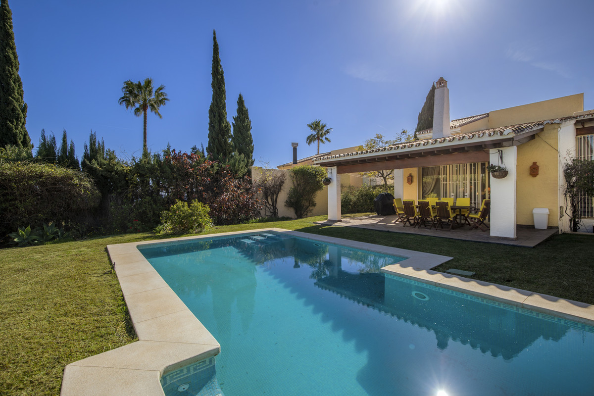 Villas de 3 dormitorios en venta en Benahav�s – R5314633 Villas de 3 dormitorios en venta en Benahav�s – R5314633