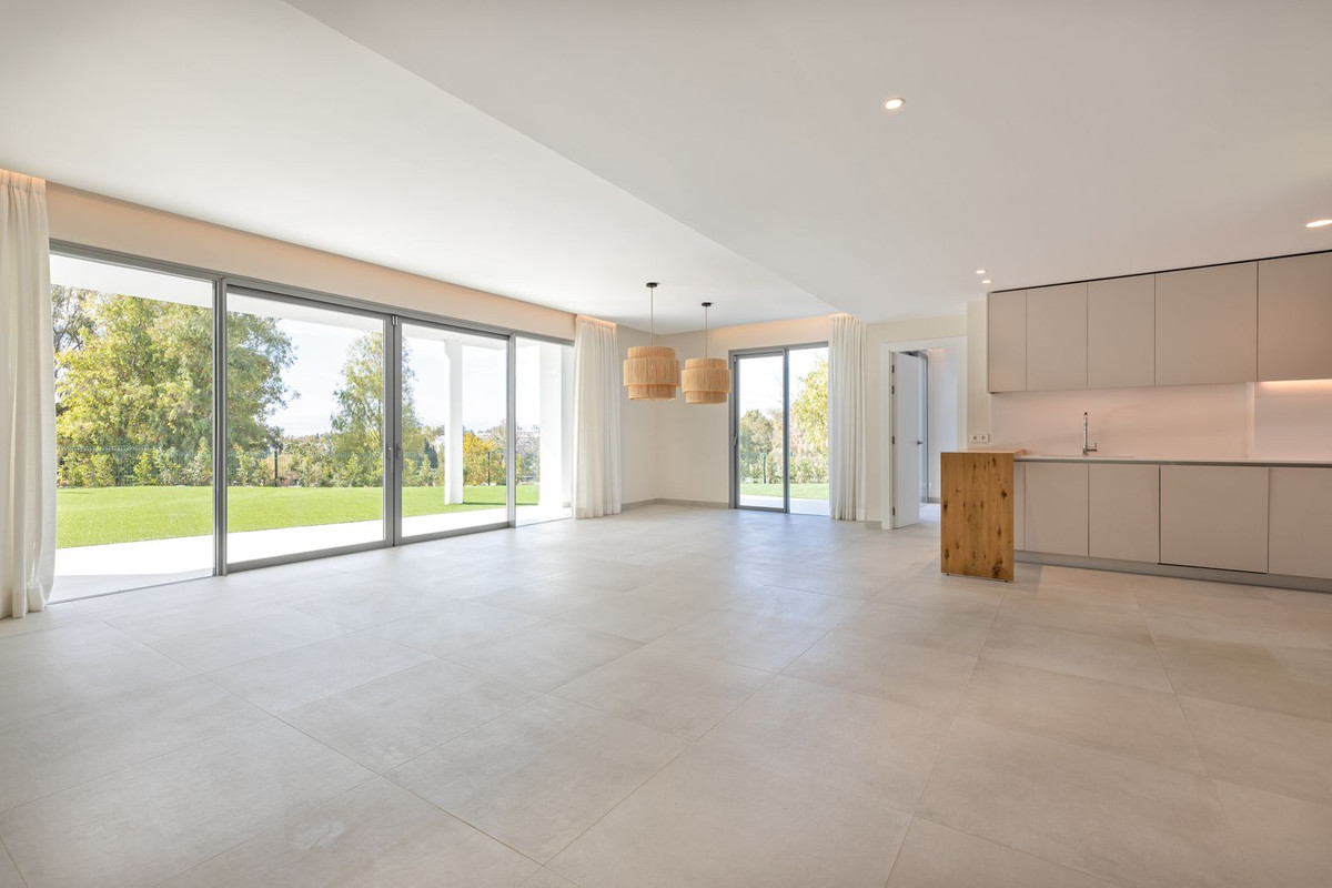 Pareados de 4 dormitorios en venta en San Pedro de Alcántara – R5338780 Pareados de 4 dormitorios en venta en San Pedro de Alcántara – R5338780