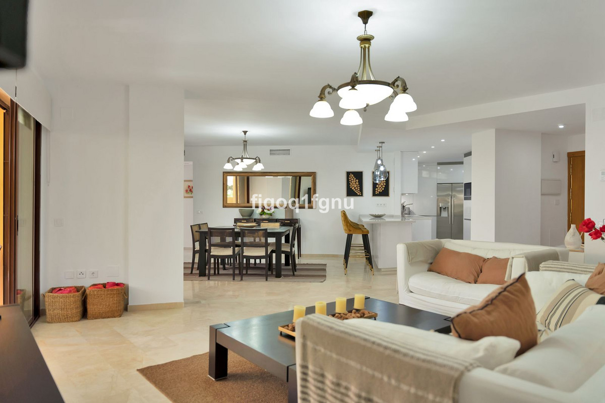 Apartamentos de 4 dormitorios en venta en Atalaya – R5383906 Apartamentos de 4 dormitorios en venta en Atalaya – R5383906