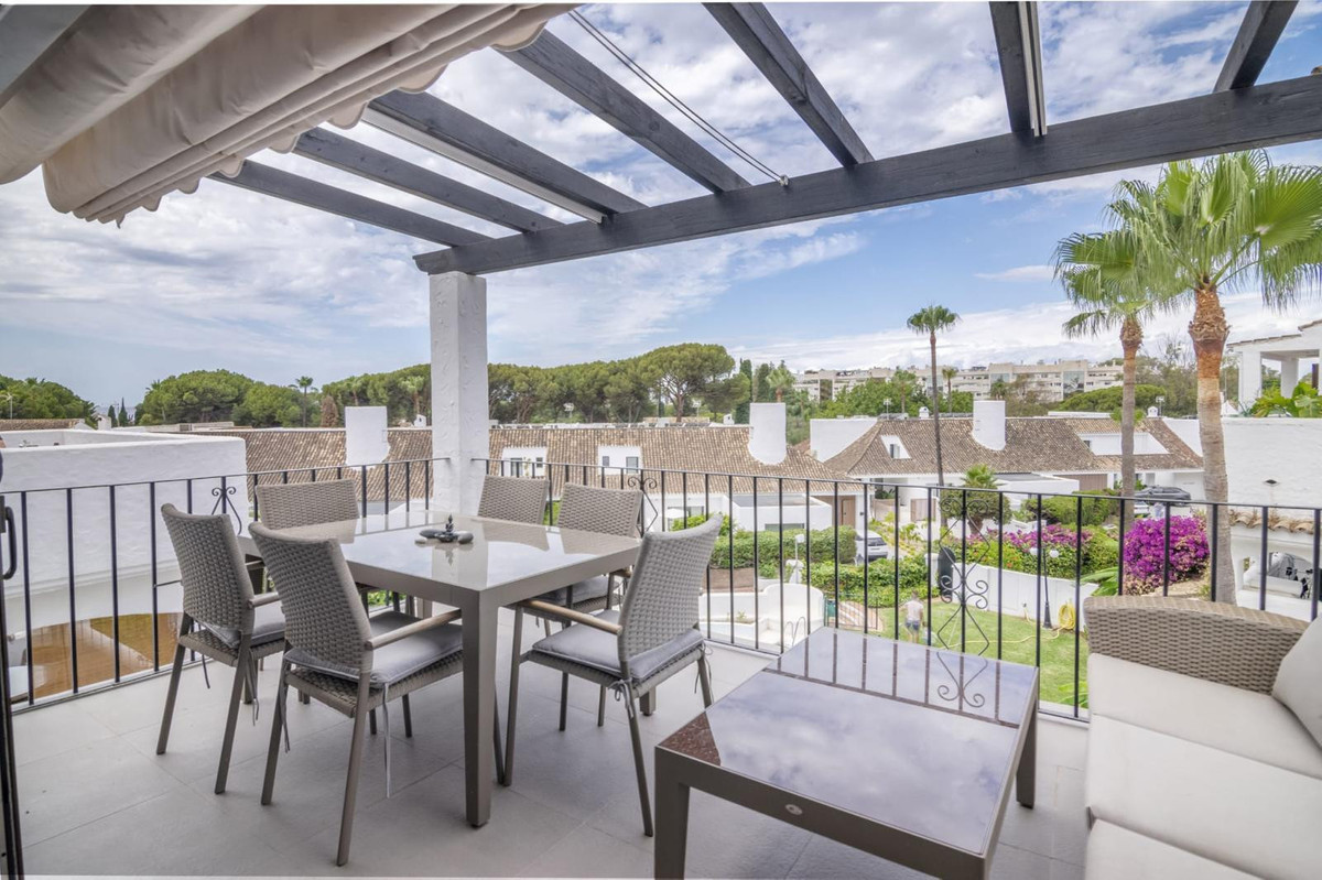 Apartamentos de 3 dormitorios en venta en Puerto Banús – R5395192 Apartamentos de 3 dormitorios en venta en Puerto Banús – R5395192