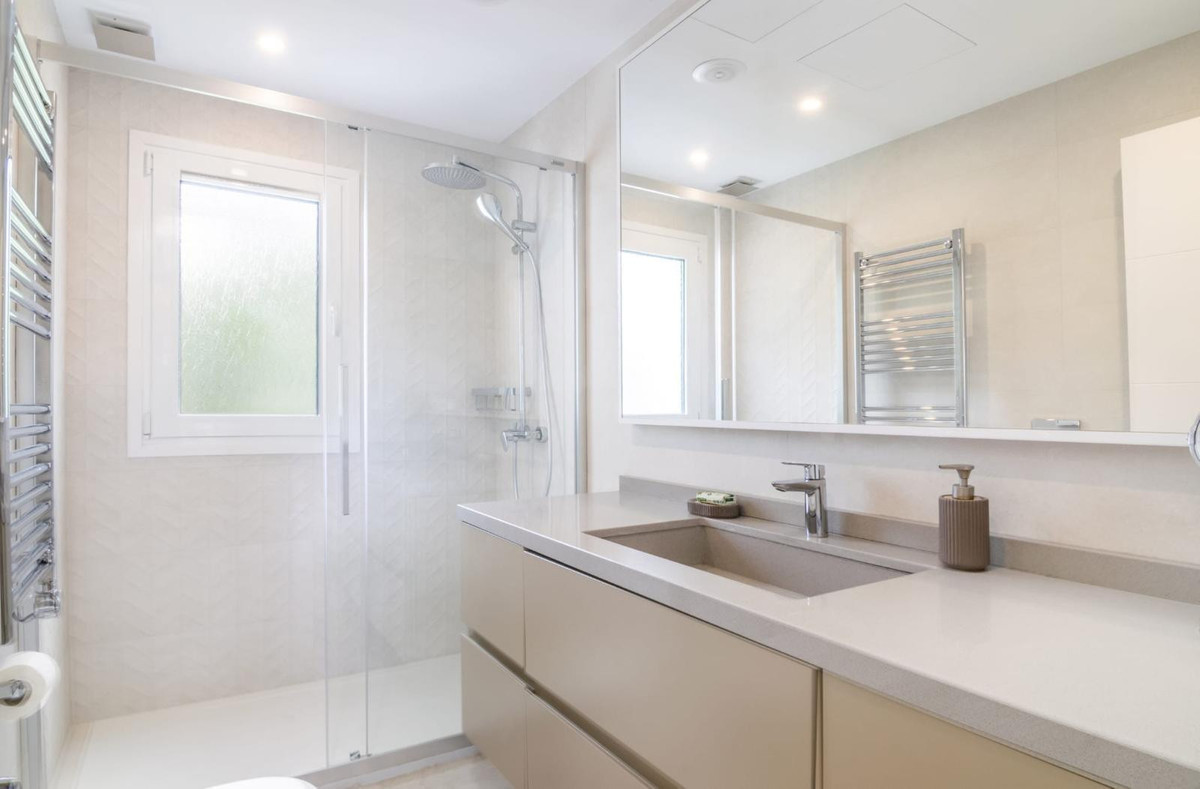 Apartamentos de 3 dormitorios en venta en Puerto Banús – R5395192 Apartamentos de 3 dormitorios en venta en Puerto Banús – R5395192