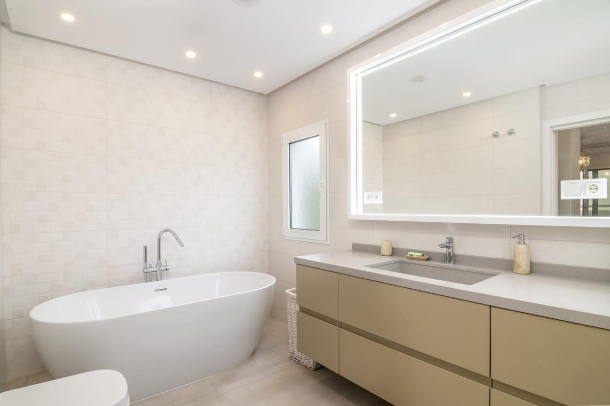 Apartamentos de 3 dormitorios en venta en Puerto Banús – R5395192 Apartamentos de 3 dormitorios en venta en Puerto Banús – R5395192