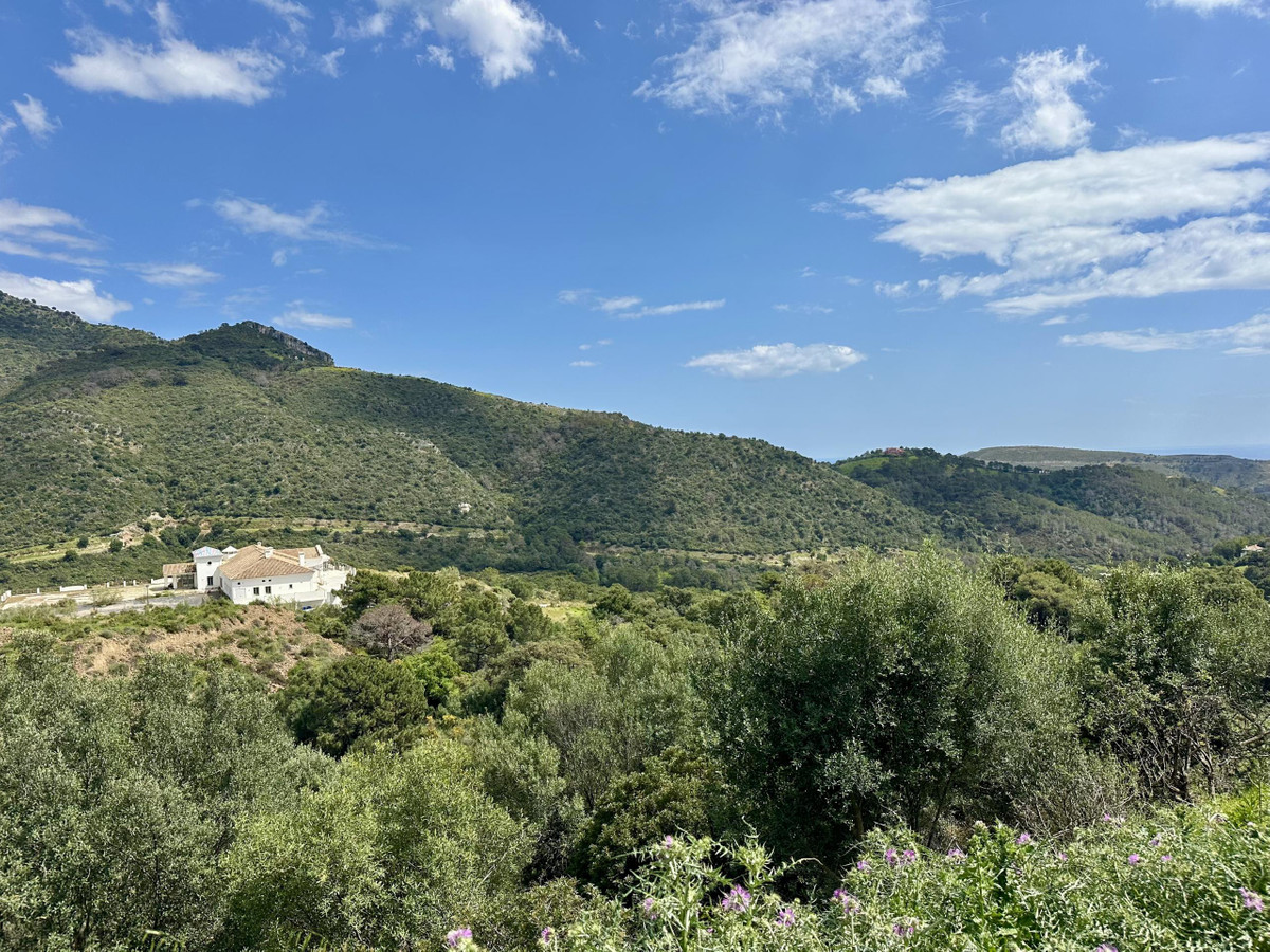 Plots for sale in Benahav�s – R5007472 Plots for sale in Benahav�s – R5007472