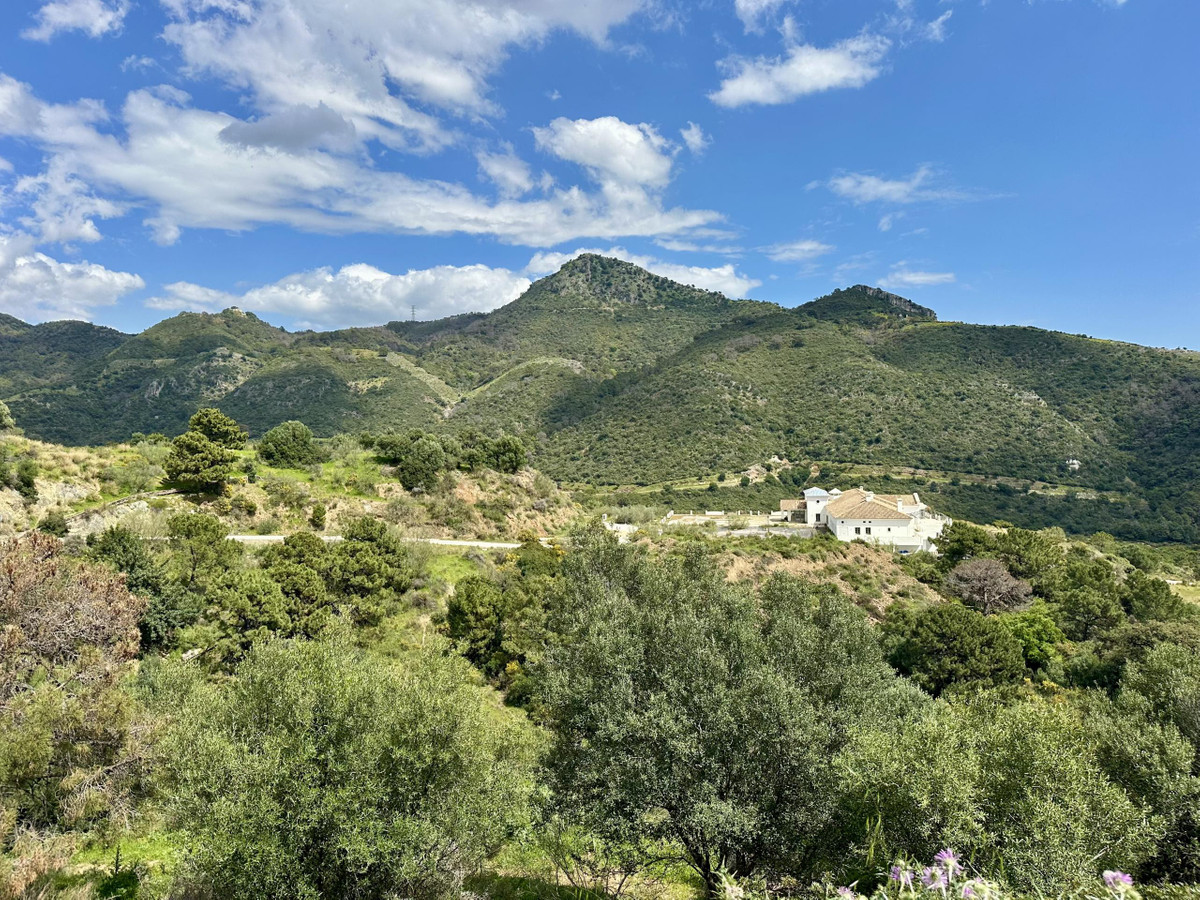 Plots for sale in Benahav�s – R5007472 Plots for sale in Benahav�s – R5007472