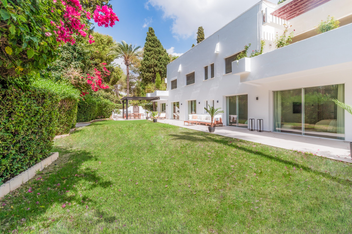 Apartamentos de 4 dormitorios en venta en Milla de Oro – R5209594 Apartamentos de 4 dormitorios en venta en Milla de Oro – R5209594