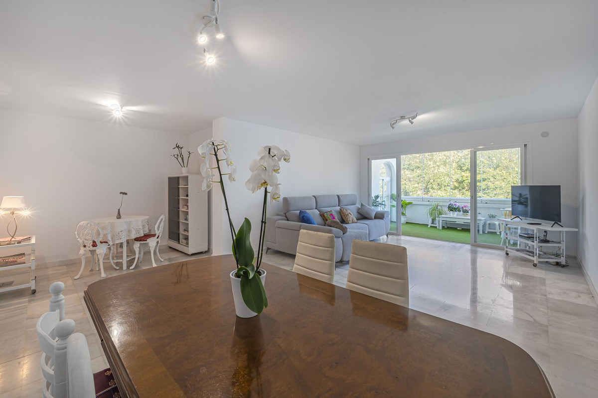 Apartamentos de 4 dormitorios en venta en Nueva Andaluc�a – R4455160 Apartamentos de 4 dormitorios en venta en Nueva Andaluc�a – R4455160