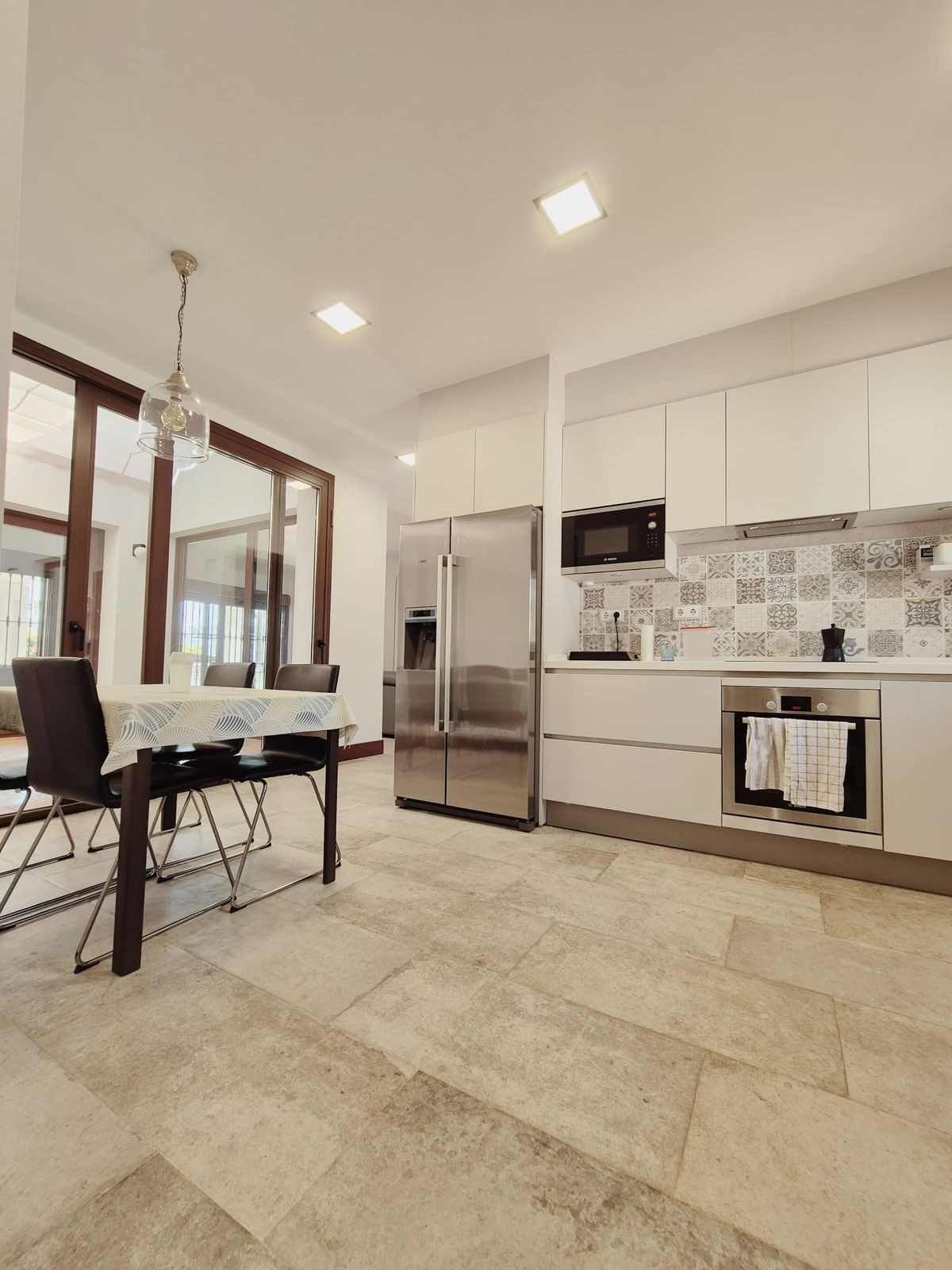 Villas de 5 dormitorios en venta en San Pedro de Alcántara – R4801684 Villas de 5 dormitorios en venta en San Pedro de Alcántara – R4801684