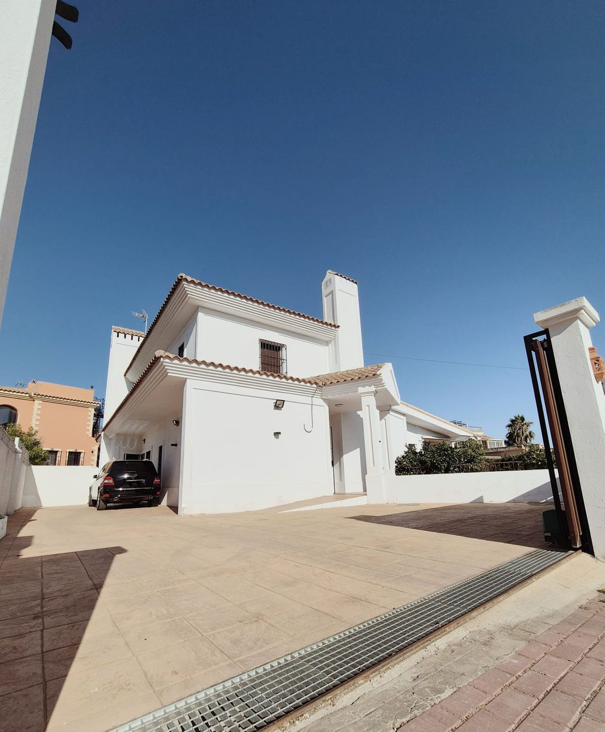 Villas de 5 dormitorios en venta en San Pedro de Alcántara – R4801684 Villas de 5 dormitorios en venta en San Pedro de Alcántara – R4801684