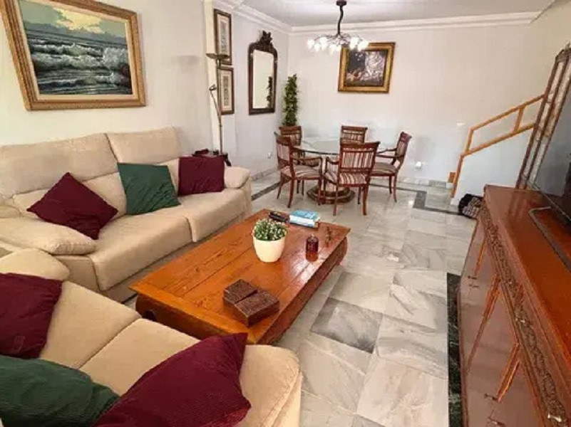 Apartamentos de 4 dormitorios en venta en Milla de Oro – R5384002 Apartamentos de 4 dormitorios en venta en Milla de Oro – R5384002