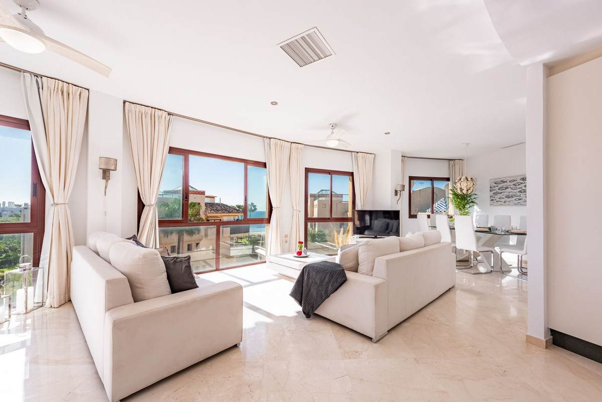 3 bedroom Penthouses for sale in Atalaya – R5031946 3 bedroom Penthouses for sale in Atalaya – R5031946