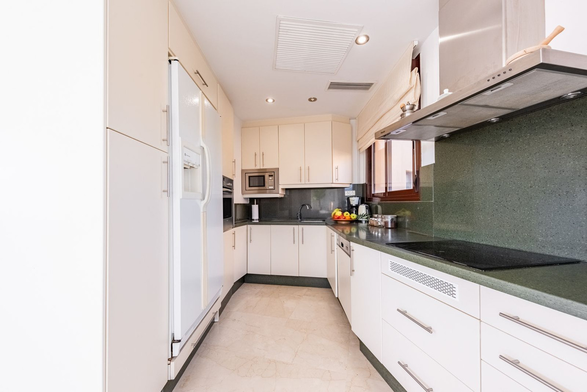 3 bedroom Penthouses for sale in Atalaya – R5031946 3 bedroom Penthouses for sale in Atalaya – R5031946