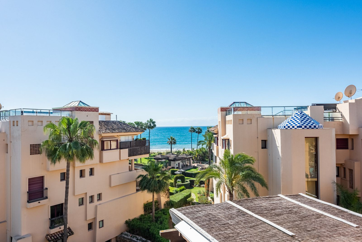 3 bedroom Penthouses for sale in Atalaya – R5031946 3 bedroom Penthouses for sale in Atalaya – R5031946
