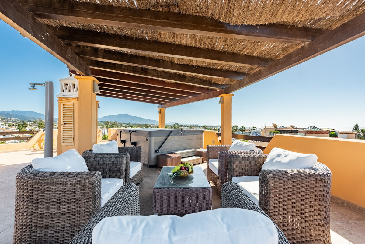 3 bedroom Penthouses for sale in Atalaya – R5031946 3 bedroom Penthouses for sale in Atalaya – R5031946